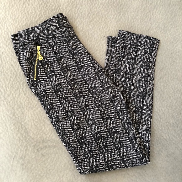 🌟 Black Sand Legging Pants - Picture 6 of 9